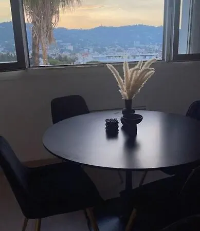 Vue Mer كان